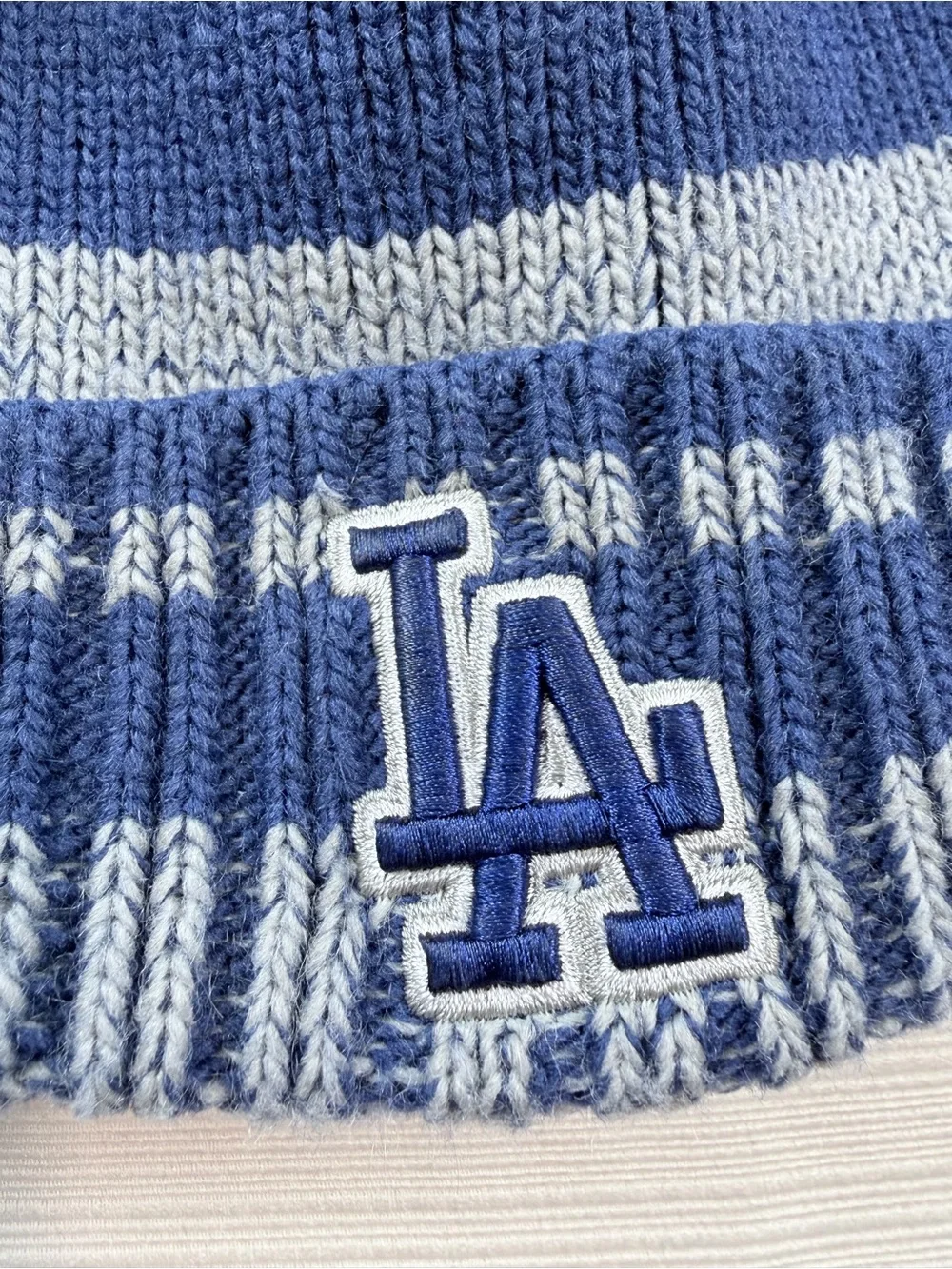 New Era Kids Los Angeles Dodgers Navy & Gray Striped Cuffed Beanie